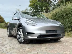 Tesla Model Y Basis RWD*LED1ERHAUTOPAILOT*