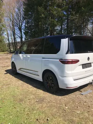 Volkswagen T7 Multivan 2,0 TSI OPF KÜ Edition Bild 2