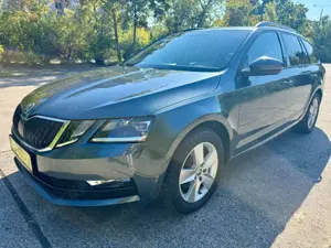 Skoda Octavia Combi DSG Ambition 4x4*LED*AMUNDSEN*CAM*