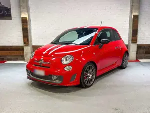 Abarth 695 Tributo Ferrari