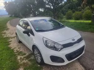 Kia Rio Edition 7 Bild 3