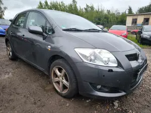 Toyota Auris Executive 1.6 16V Motor startet nicht