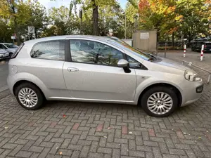Fiat Punto AXB1A Bild 1