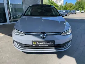 Volkswagen Golf VIII 1.5 TSI Life PANO/ACC/MATRIX/SHZ/GJR Bild 2