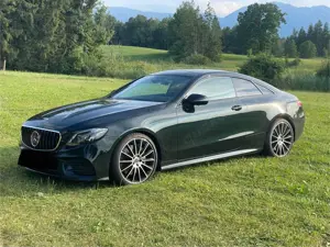 Mercedes-Benz E 400 E 400 4Matic AMG 360 20Zoll HeadUP Massage Pano