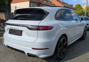 Porsche Cayenne Bild 5