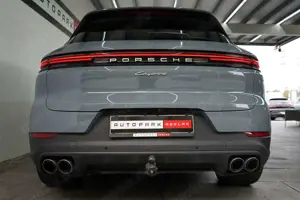 Porsche Cayenne E-Hybrid/PANO/P-Display/HUD/AHK/18W/ACC Bild 3
