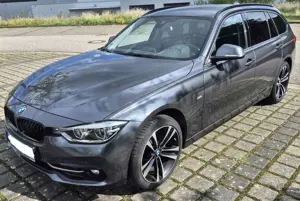 BMW 320 320i Touring xDrive Aut. Sport Line, Top Zustand