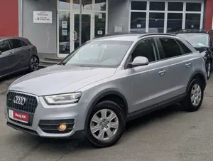 Audi Q3 2.0 TFSI QUATTRO NAVI XENON AHK nur 18tKM!!!