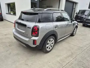 MINI Cooper Countryman Classic Trim/Neues Modell