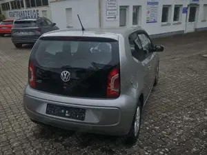 Volkswagen up! club up! Bild 4
