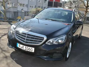 Mercedes-Benz E 220 E-Klasse T-Modell Diesel T BlueTEC Elegance