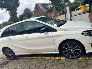 Mercedes-Benz B 200 B 200 (CDI) d 4Matic 7G-DCTUrban