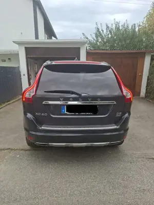 Volvo XC60 D5 AWD Geartronic Momentum