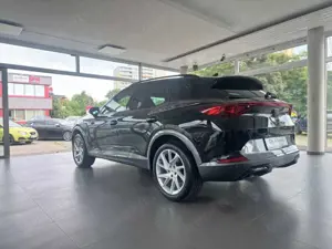 CUPRA Formentor 1.5 TSI DSG NAVI LED ACC SHZG R-KAM BT Klima Navi Bild 3
