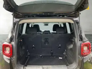 Jeep Renegade Upland 1.5l GSE 130PS AUTOMATIK Bild 5
