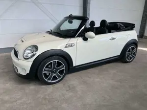 MINI Cooper SD Cabrio Aut.+Leder+Navi+PDC+ 1.Hd Bild 2