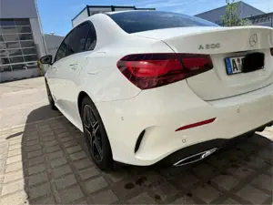 Mercedes-Benz A 200 A 200 7G-DCT AMG Line Advanced Plus Bild 4