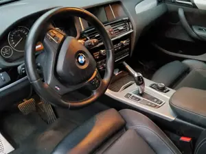 BMW X4 M-Paket Bild 3