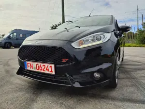 Ford Fiesta ST / RECARO / KLIMA / NAVI / KAMERA / ALUS