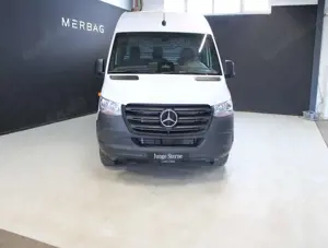 Mercedes-Benz Sprinter Bild 3