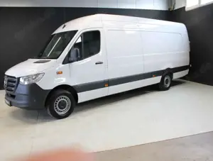 Mercedes-Benz Sprinter Bild 2