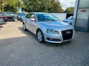 Audi A3 1.2 TFSI Attraction Climatronic-Automatic