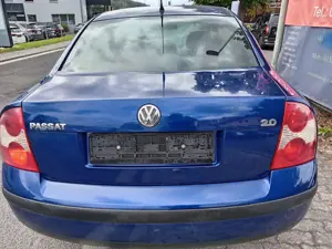 Volkswagen Passat Family 2.0 ( 1 Hand**)