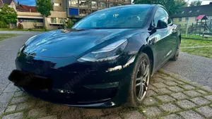 Tesla Model 3 Model 3 Langstreckenbatt. Allradantrieb Dual Motor Bild 2