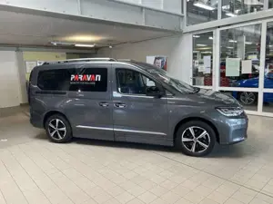 Volkswagen Caddy Cadd 5 Maxi Style inkl. Seiteneinstiegsumbau und S Bild 2