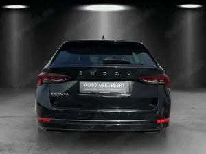 Skoda Octavia Combi 2.0 TDI DSG Clever/AHK/KAMERA/LED/ Bild 4