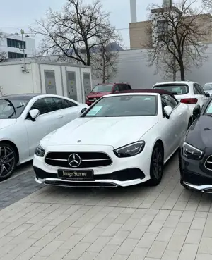 Mercedes-Benz E 220 d 4Matic Coupe 9G-TRONIC Avantgarde