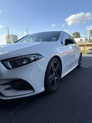 Mercedes-Benz A 220 AMG Line 7G Night