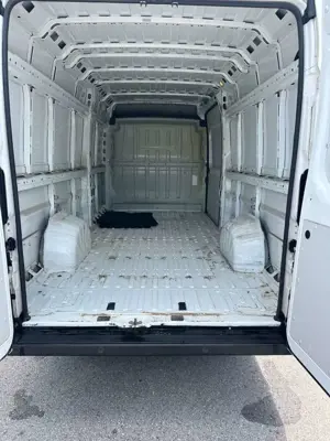 Peugeot Boxer Kasten Hochraum 435 L4H2 Pro Avantage Plus