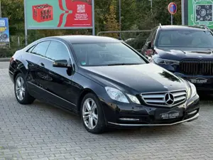 Mercedes-Benz E 200 CGI Coupe/Automatik/Teilleder/2Zonen Klima
