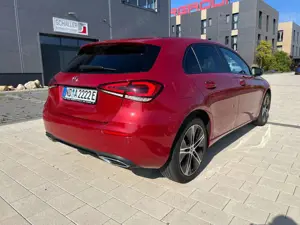 Mercedes-Benz A 250 e 8G-DCT/Paronamadach/Top gepflegt Bild 5