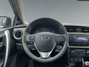 Toyota Auris Cool 1.4 D-4D DPF Klimaautom Berganfahrass.   el.S Bild 3