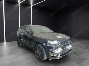 Jeep Grand Cherokee 6.4 V8 HEMI SRT+NAVI+KAMERA+PANO Bild 3