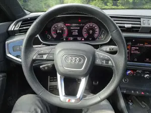 Audi Q3 Q3 40 TFSI quattro S tronic S line