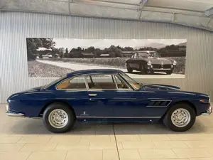 Ferrari 330 GT 2+2 Serie II - Matching Numbers - FIVA Pass Bild 2
