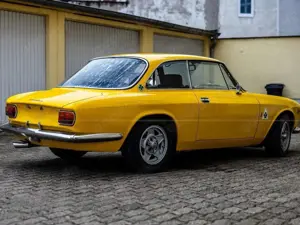 Alfa Romeo GT 1300 Junior Bild 3 Alfa Romeo GT 1300 Junior Bild 3