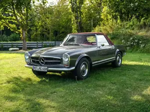 Mercedes-Benz SL 230 W113