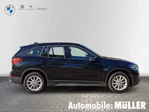 BMW X1 sDrive 18 d Advantage +HEAD-UP+NAV.+LED+DAB+SPORTS Bild 3