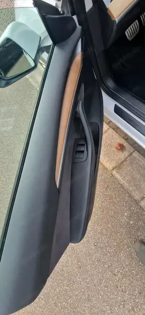 Tesla Model 3 Performance