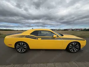 Dodge Challenger R/T Plus 5,7L Bild 4