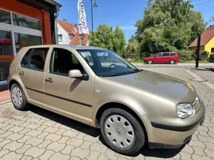 Volkswagen Golf 1.6 Special