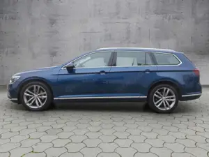 Volkswagen Passat Variant Elegance 4M 2.0TDI DSG/Matrix/Navi/AHK/RFK Allrad Bild 3