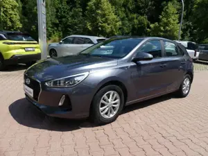 Hyundai i30 *50100 km*Spurhalte*PDC*Klima*