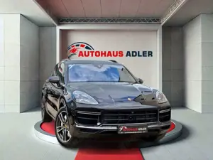 Porsche Cayenne Turbo 4.0 V8*SPORT-CHRONO*MATR*PANO*GRNT