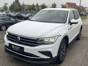 Volkswagen Tiguan 2.0 TDI LIFE LED NAVI Bild 3